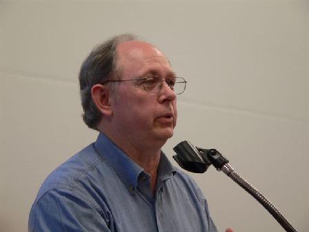 Mark Thalman reading at Northwest Poets&#39; Concord 2010. - 447_P1110597